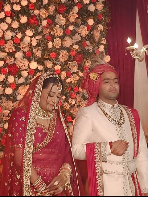 Arushi Gupta & Dhananjay Saraf